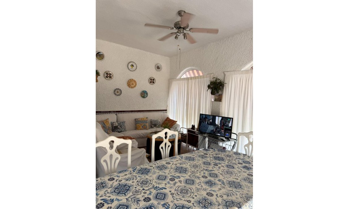 Használt Ingatlanok - Villa -
Albatera - Partida Lomas
