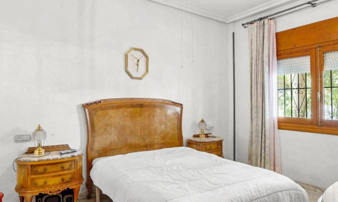 Resale - Villa -
Torrevieja - Costa Blanca