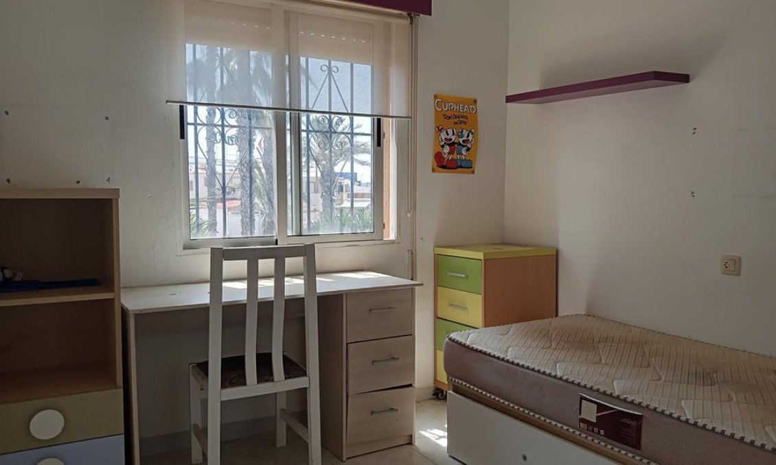 Resale - Duplex -
Torrevieja - Carrefour