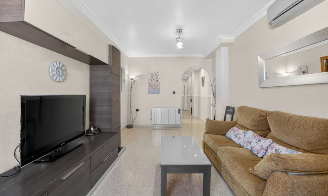 Resale - Apartment -
Torrevieja - Costa Blanca