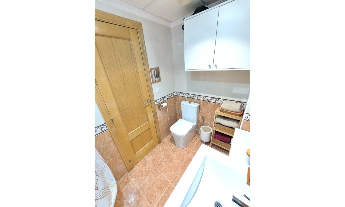 Resale - Apartment -
Almoradí - Inland