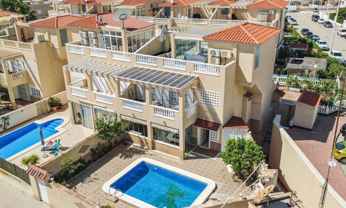 Resale - Apartment -
Orihuela Costa - Costa Blanca