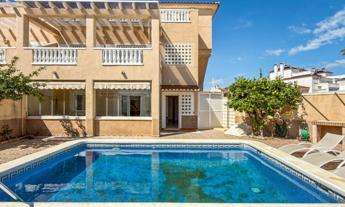 Resale - Apartment -
Orihuela Costa - Costa Blanca