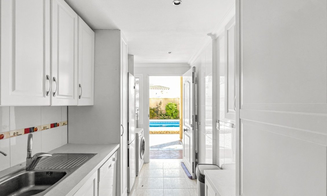 Resale - Apartment -
Orihuela Costa - Costa Blanca