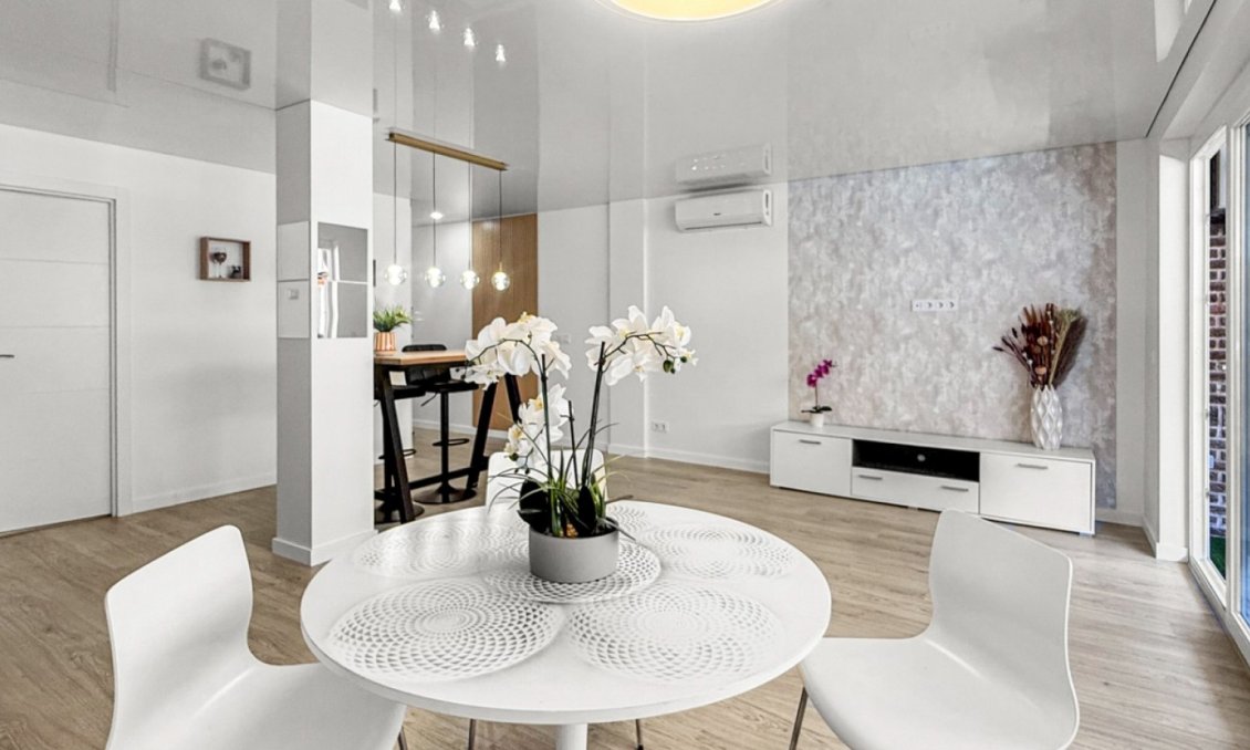 Resale - Apartment -
Torrevieja - Costa Blanca