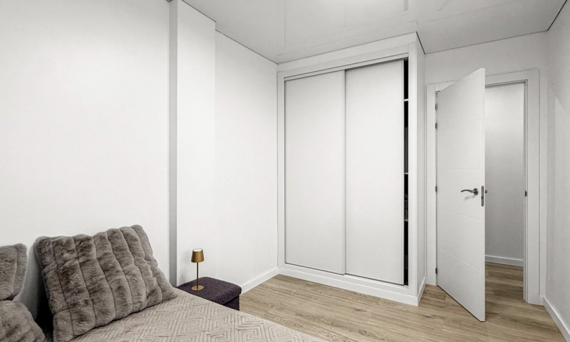 Resale - Apartment -
Torrevieja - Costa Blanca