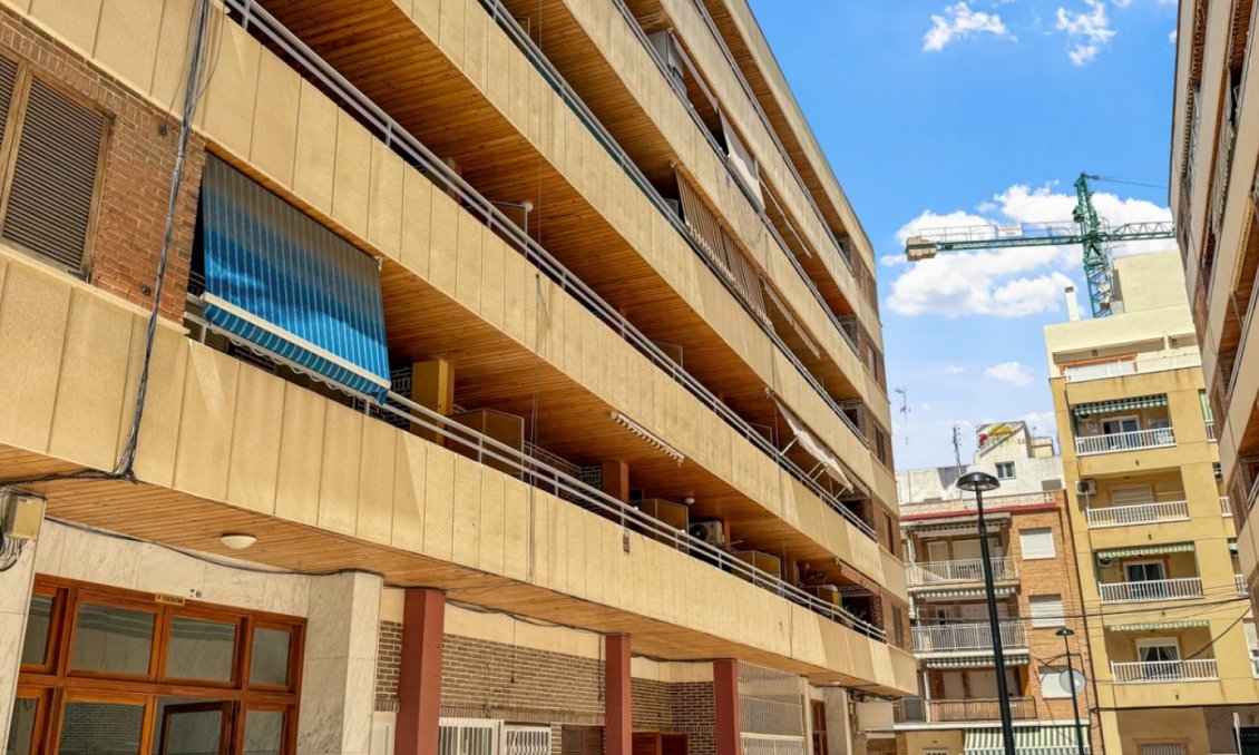 Resale - Apartment -
Torrevieja - Costa Blanca