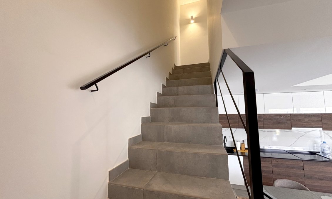 Resale - Villa -
Villamartin - Costa Blanca