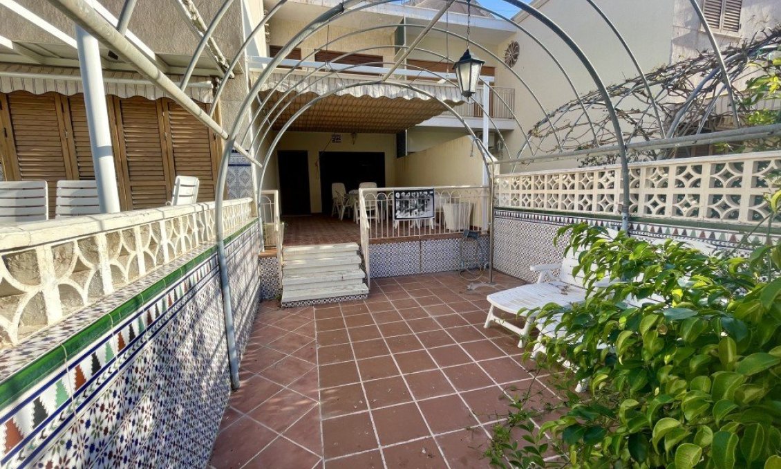 Resale - Duplex -
Santa Pola - Costa Blanca