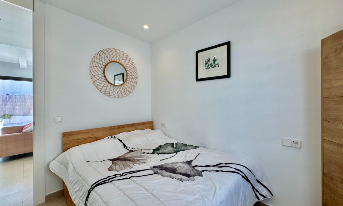 Resale - Villa -
San Miguel de Salinas - Blue Lagoon - Galán