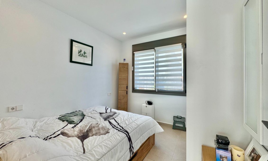 Resale - Villa -
San Miguel de Salinas - Blue Lagoon - Galán
