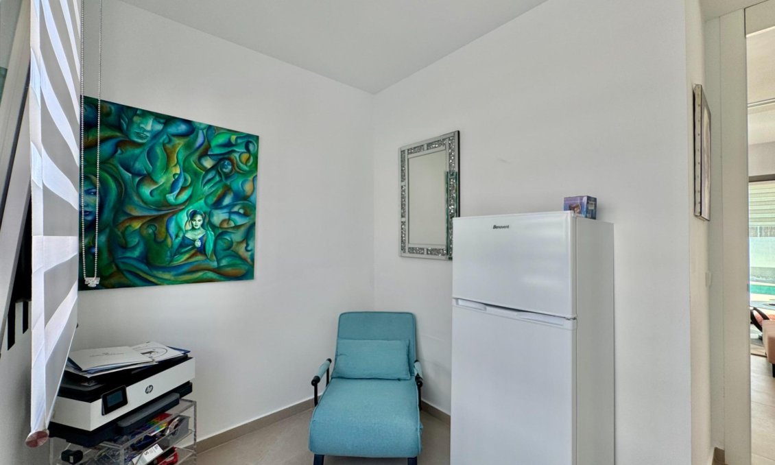 Resale - Villa -
San Miguel de Salinas - Blue Lagoon - Galán