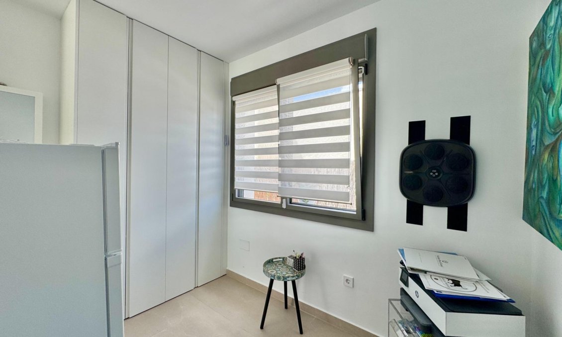 Resale - Villa -
San Miguel de Salinas - Blue Lagoon - Galán