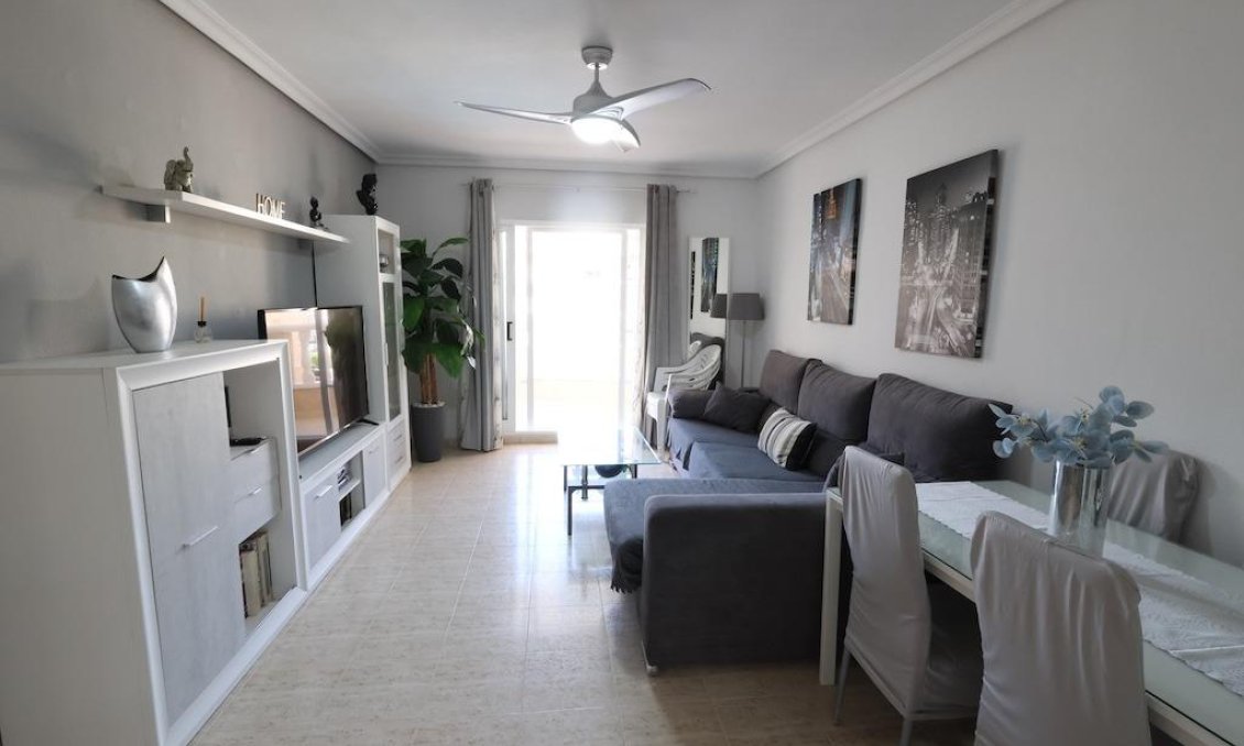 Resale - Apartment -
Torrevieja - Costa Blanca