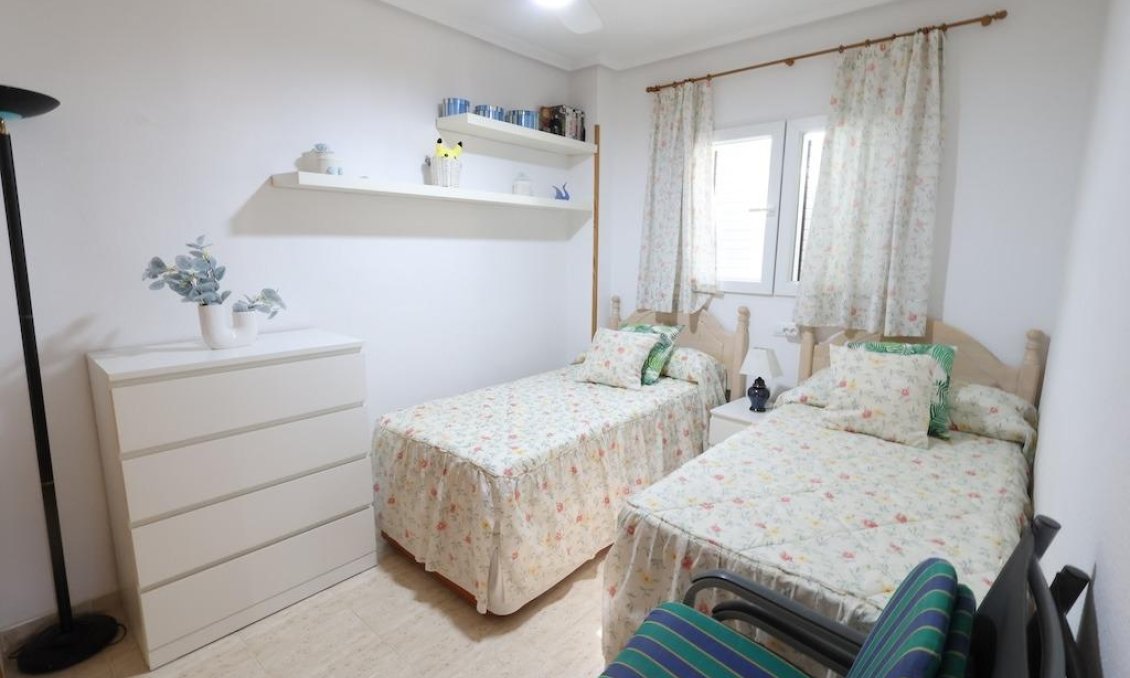 Resale - Apartment -
Torrevieja - Costa Blanca
