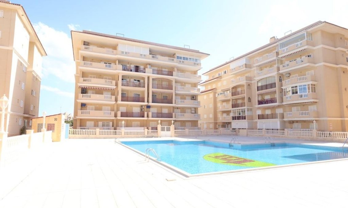 Resale - Apartment -
Torrevieja - Costa Blanca