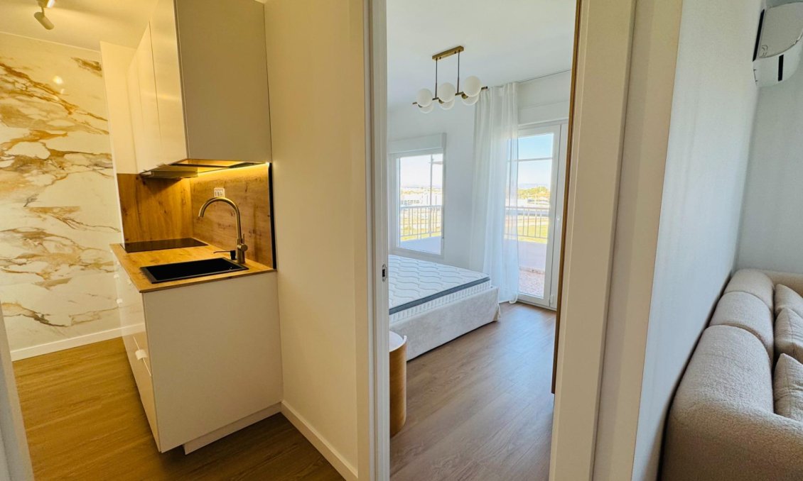 Resale - Penthouse -
Torrevieja - Punta Prima