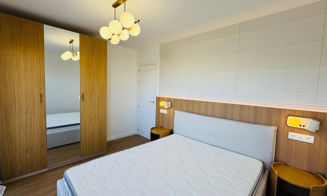 Resale - Penthouse -
Torrevieja - Punta Prima