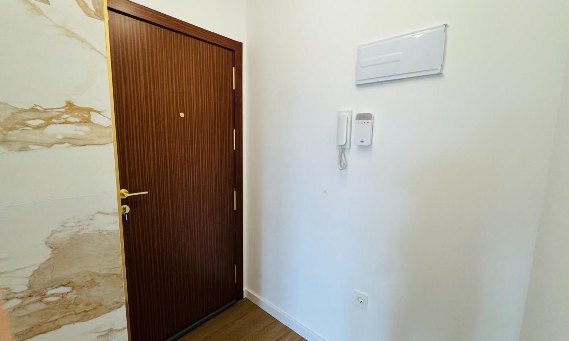 Resale - Penthouse -
Torrevieja - Punta Prima