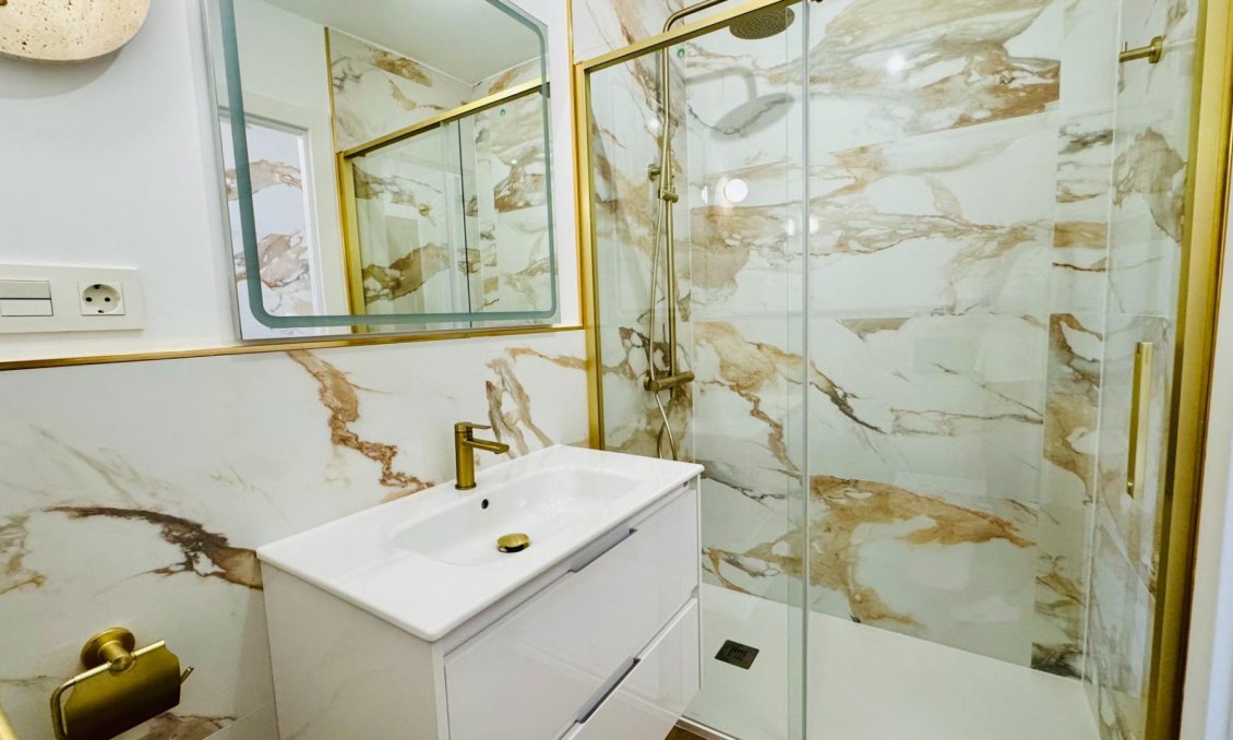 Resale - Penthouse -
Torrevieja - Punta Prima