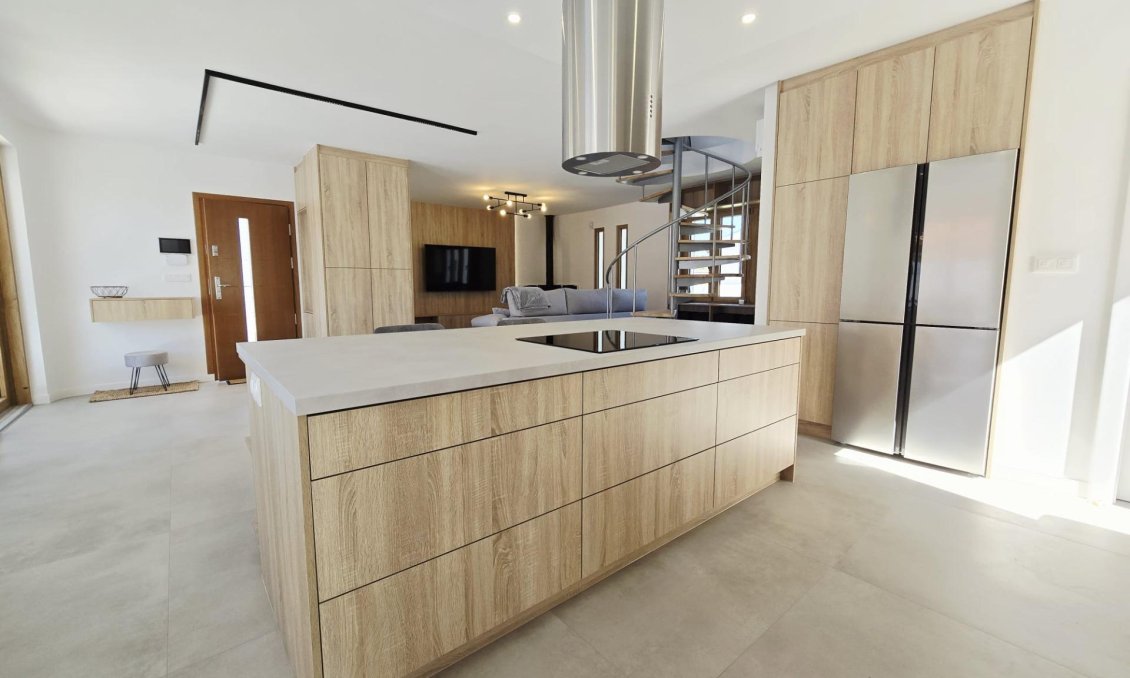 Resale - Villa -
Orihuela Costa - Cabo Roig