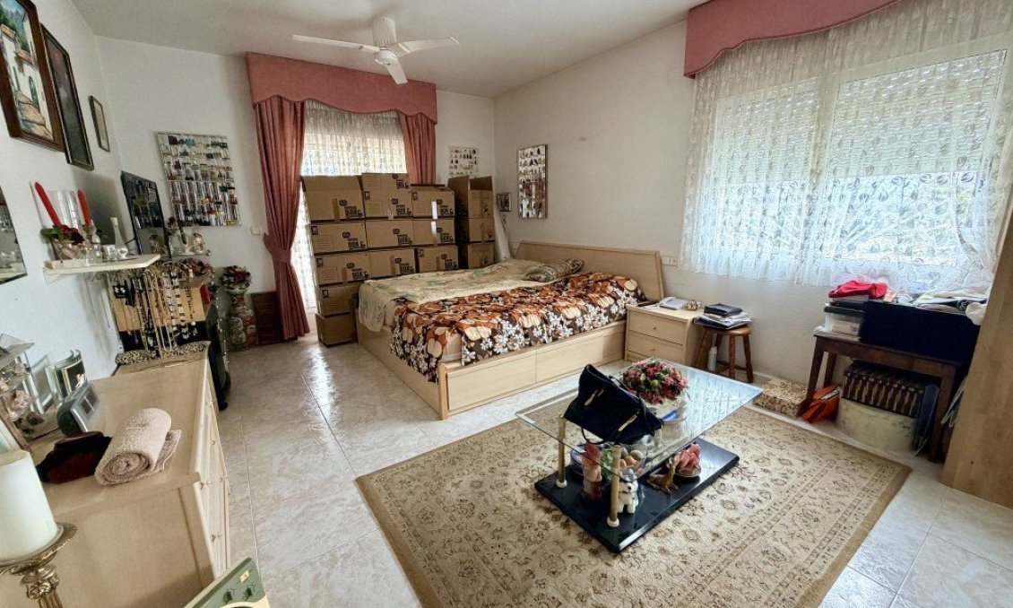 Resale - Villa -
Ciudad Quesada - Costa Blanca