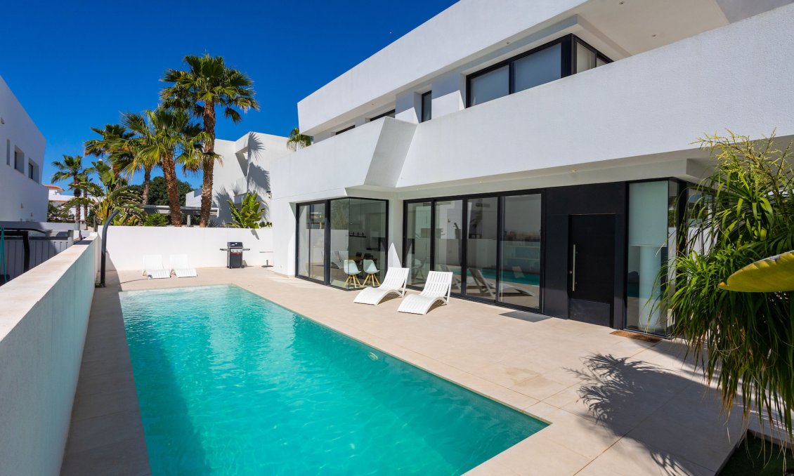 Resale - Villa -
Ciudad Quesada - Costa Blanca