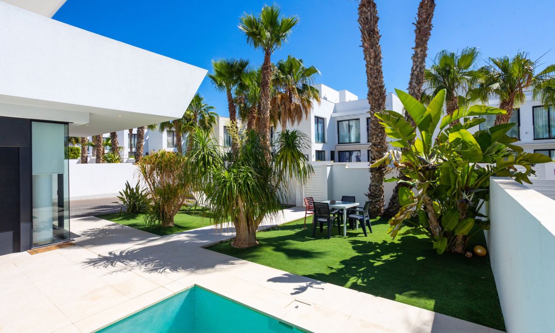 Resale - Villa -
Ciudad Quesada - Costa Blanca