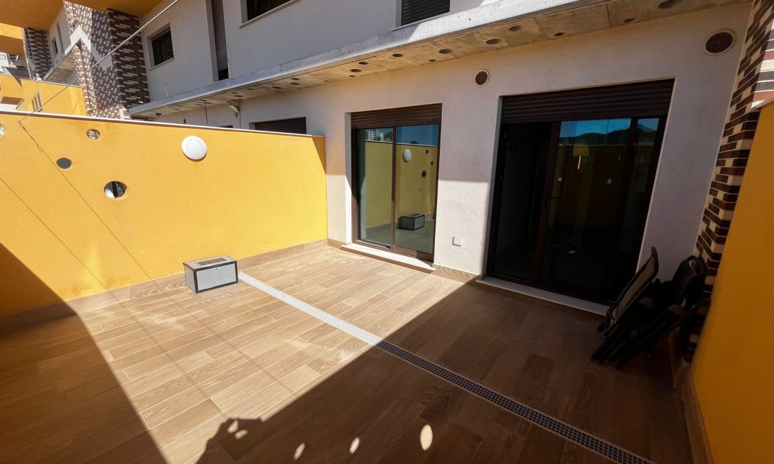 Resale - Apartment -
Playa Honda - Costa Calida