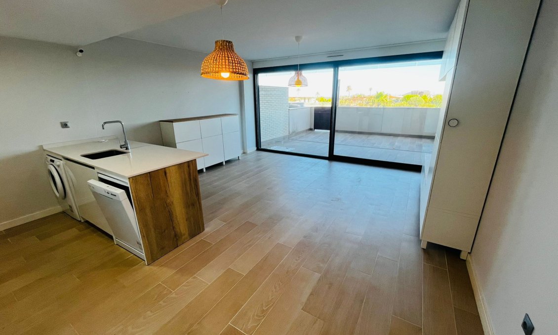Resale - Apartment -
Playa Honda - Costa Calida
