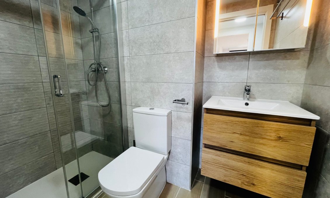 Resale - Apartment -
Playa Honda - Costa Calida