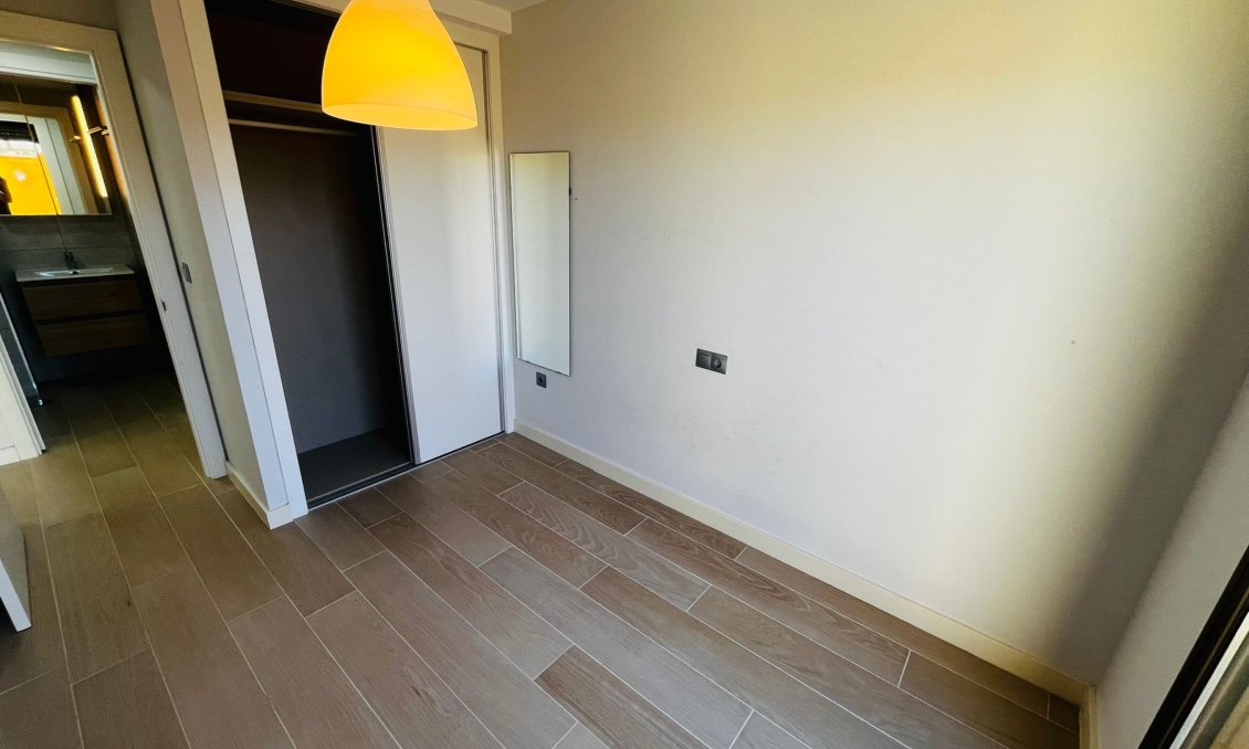 Resale - Apartment -
Playa Honda - Costa Calida