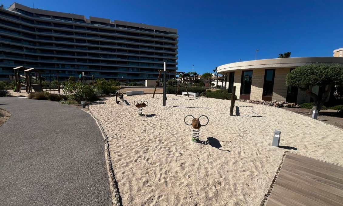 Resale - Apartment -
Playa Honda - Costa Calida