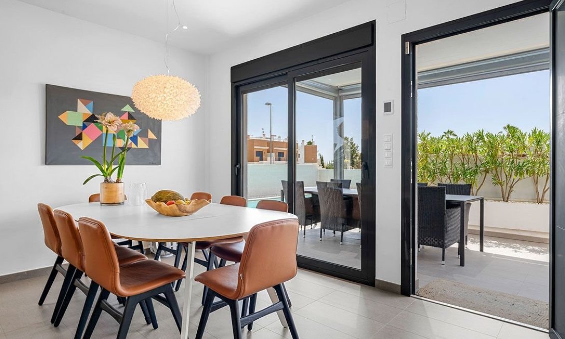 Resale - Villa -
Ciudad Quesada - Costa Blanca