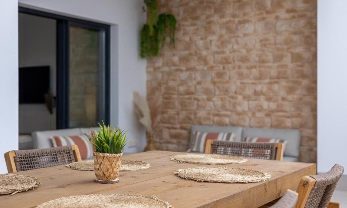 Resale - Villa -
Dolores - Costa Blanca