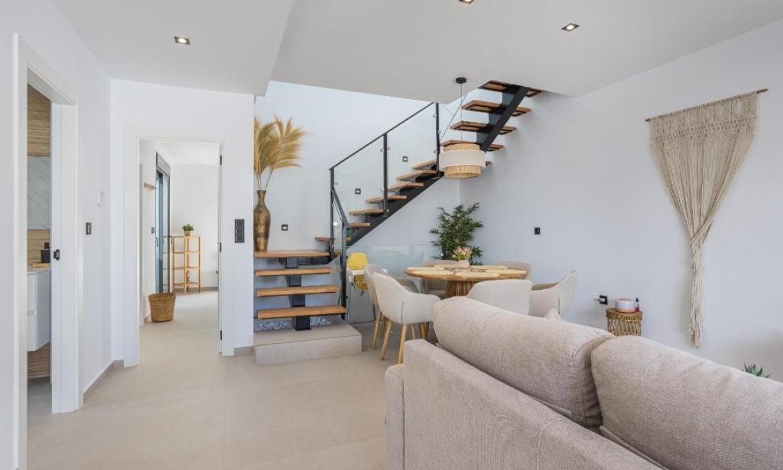 Resale - Villa -
Dolores - Costa Blanca