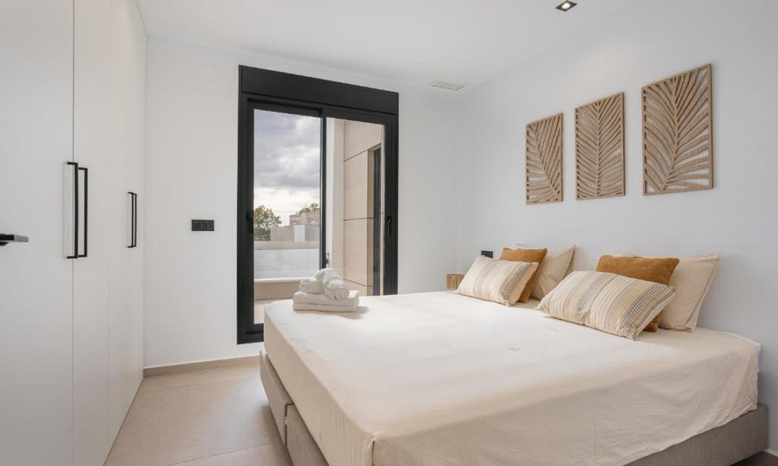 Resale - Villa -
Dolores - Costa Blanca
