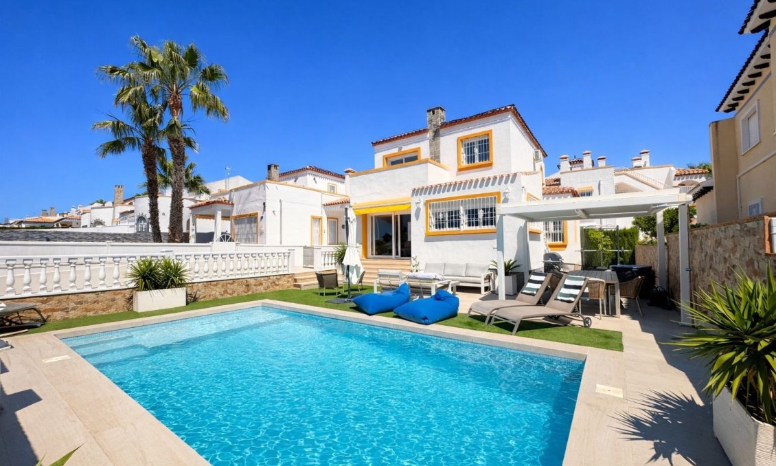 Resale - Villa -
Los Dolses - Inland
