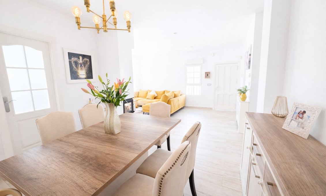 Resale - Villa -
Los Dolses - Inland