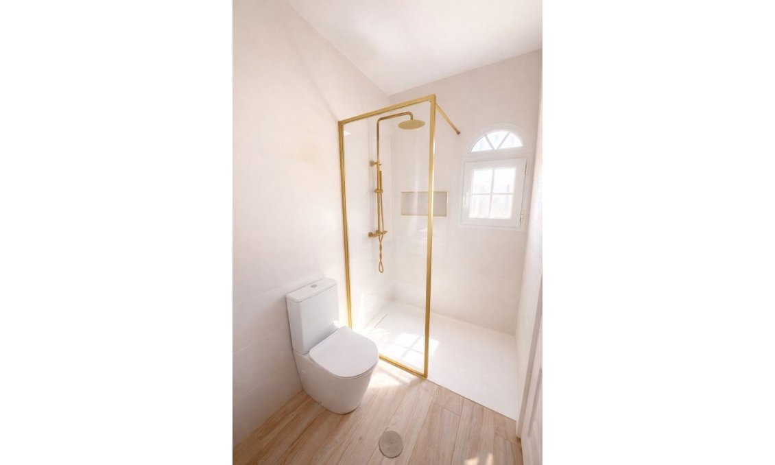 Resale - Villa -
Los Dolses - Inland