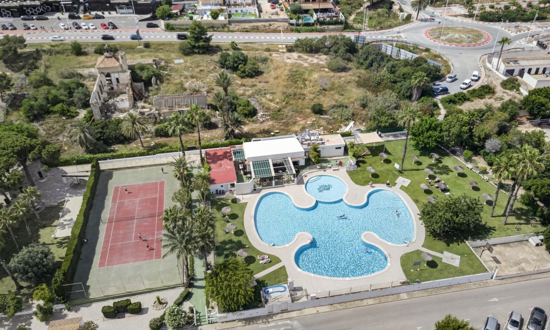 Resale - Bungalow -
Torrevieja - Costa Blanca