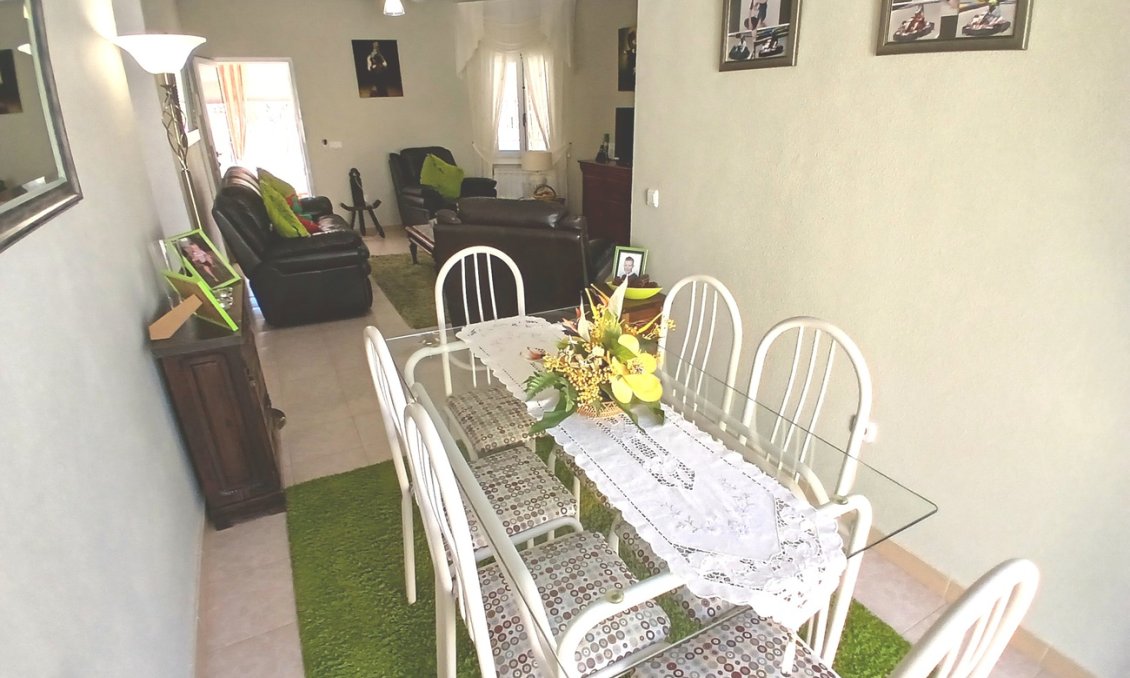 Resale - Villa -
Villamartin - Costa Blanca