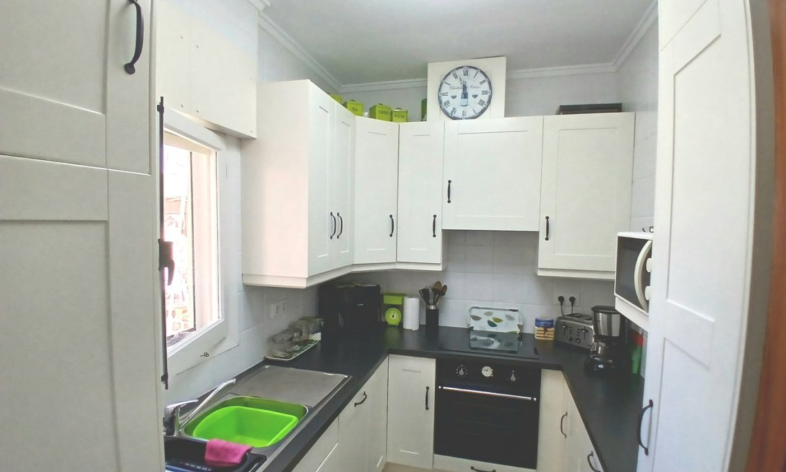 Resale - Villa -
Villamartin - Costa Blanca