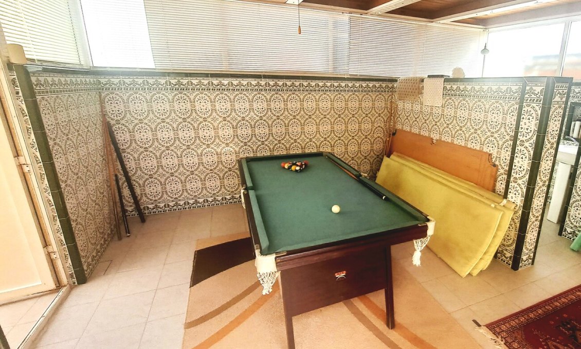 Resale - Villa -
Villamartin - Costa Blanca