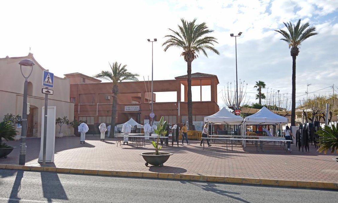 Resale - Villa / Semi semi-detached -
Los Montesinos - PUEBLO CENTRO