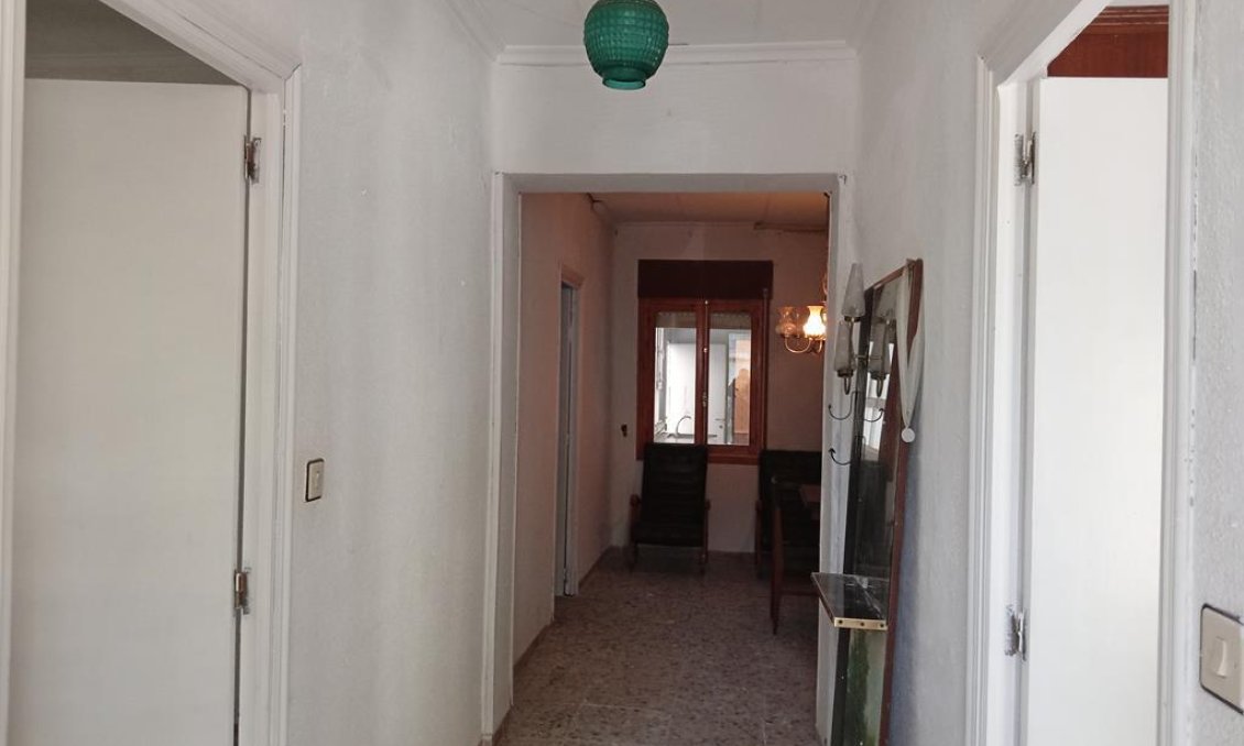 Resale - Villa / Semi semi-detached -
HurchIllo - PUEBLO CENTRO