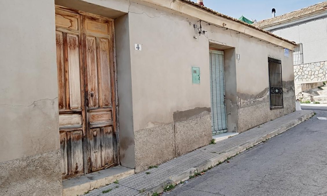 Resale - Villa / Semi semi-detached -
HurchIllo - PUEBLO CENTRO