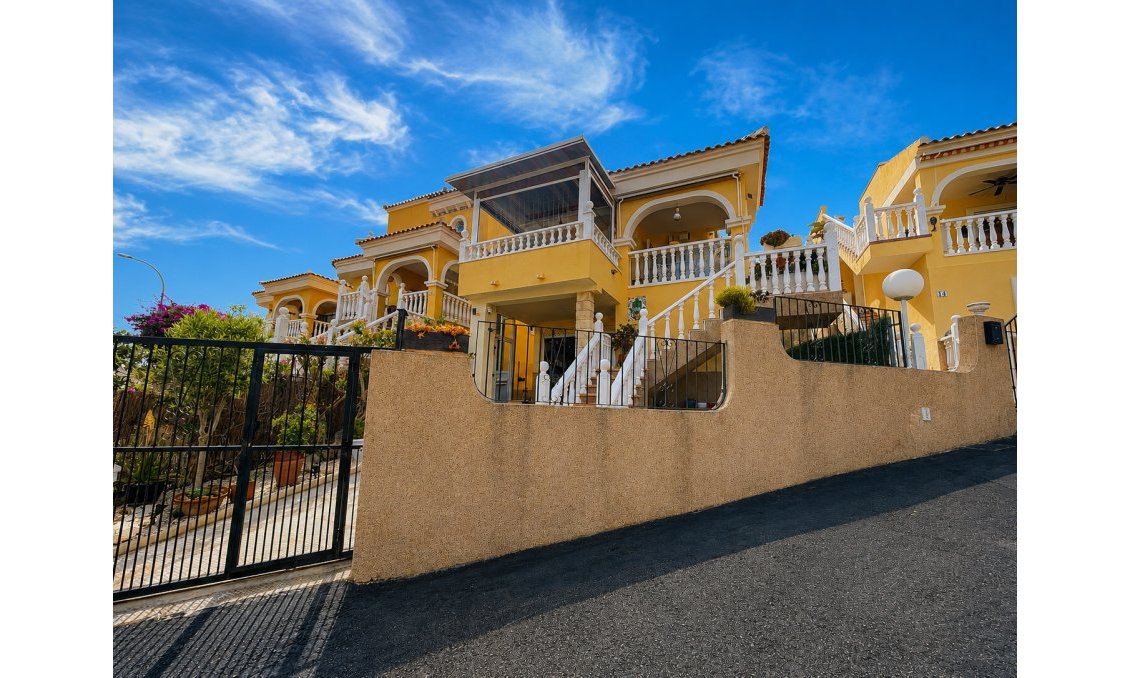 Használt Ingatlanok - Villa -
San Fulgencio - Costa Blanca