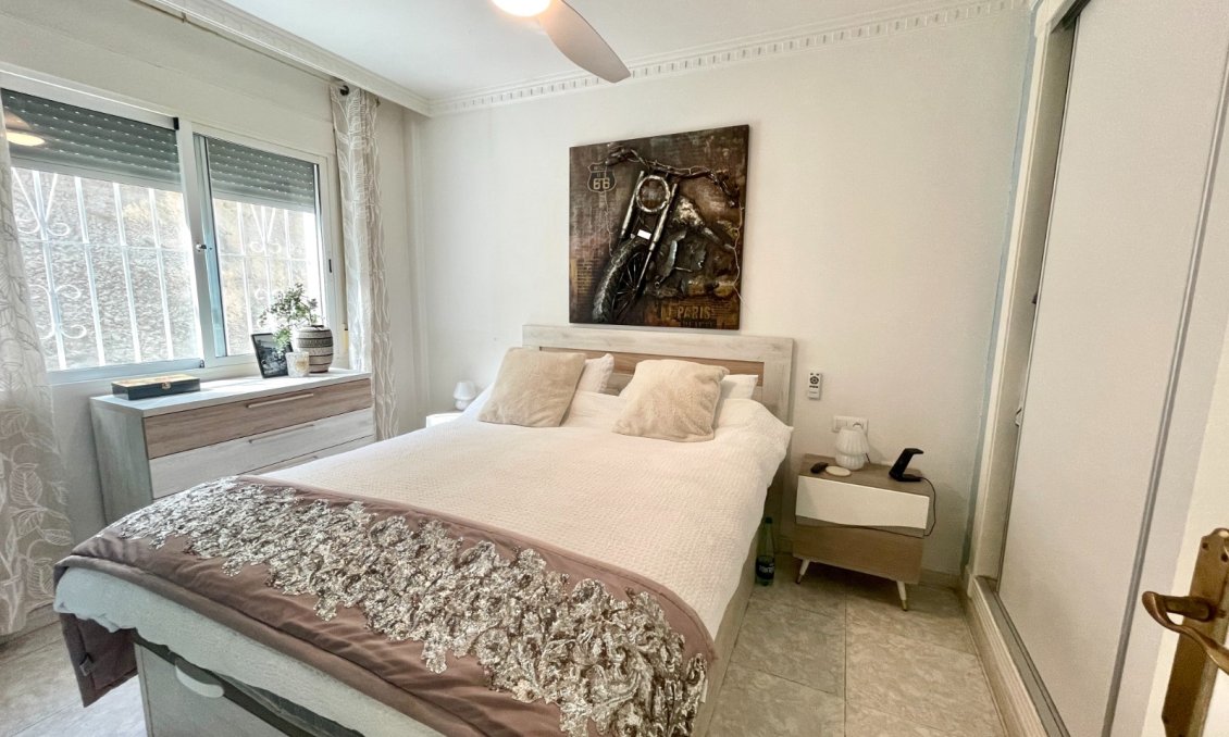 Használt Ingatlanok - Villa -
San Fulgencio - Costa Blanca