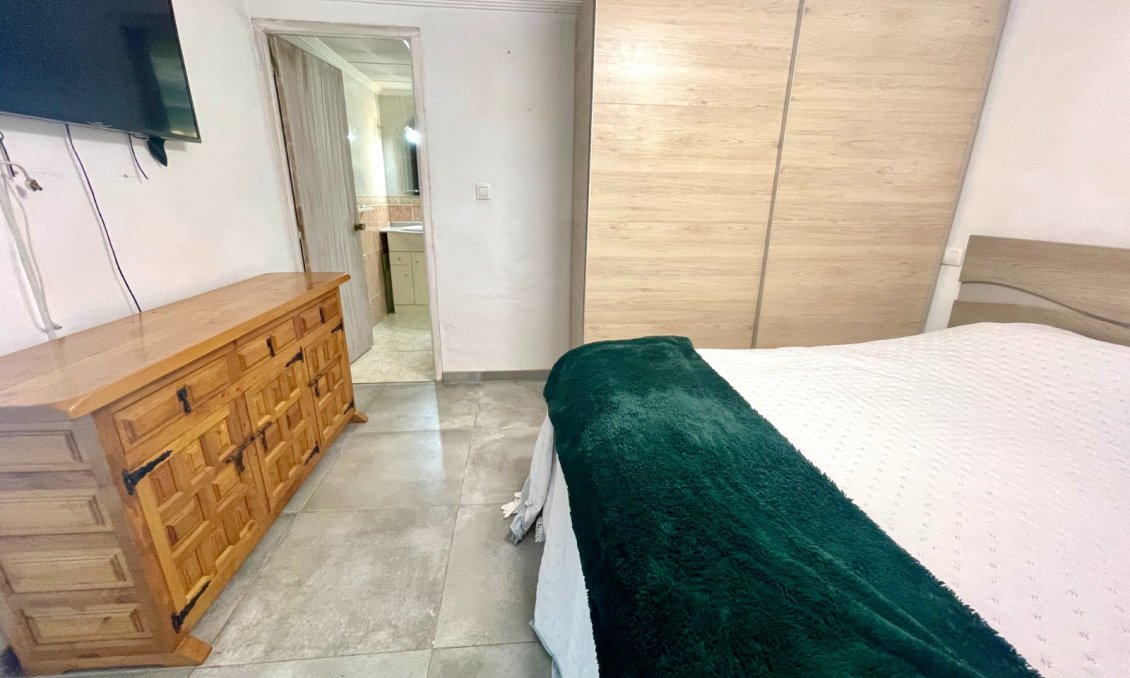 Használt Ingatlanok - Villa -
San Fulgencio - Costa Blanca
